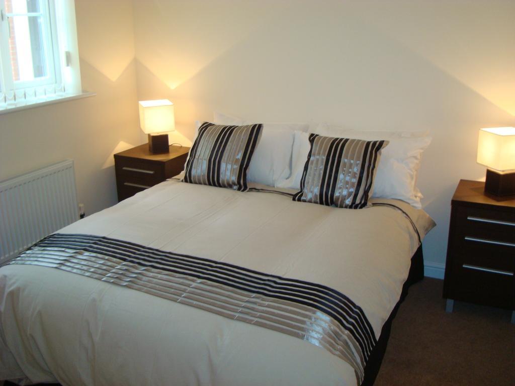 At Home In The City Serviced Apartments Newport Ngoại thất bức ảnh